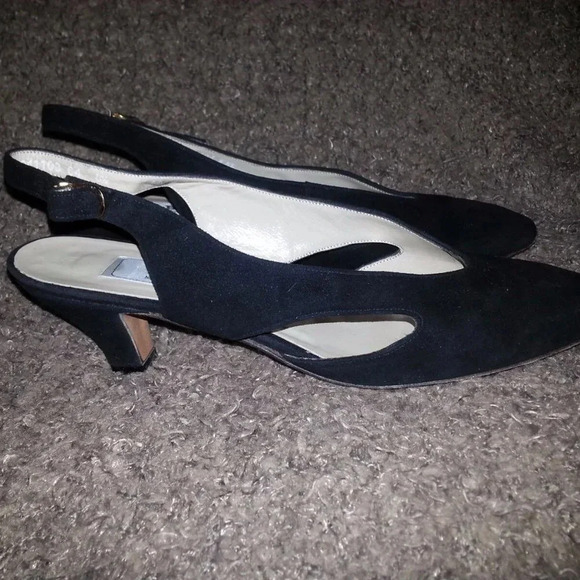 BALLY ENGLAND-Black Suede Slingback Sandals with Cut-Out Detail-8.5AA-Excellent - Picture 4 of 7